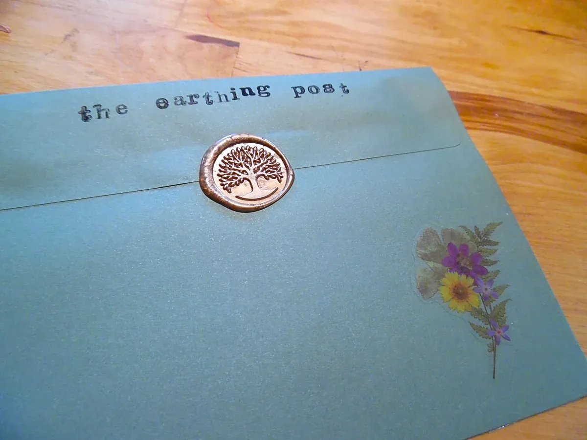 the earthing post